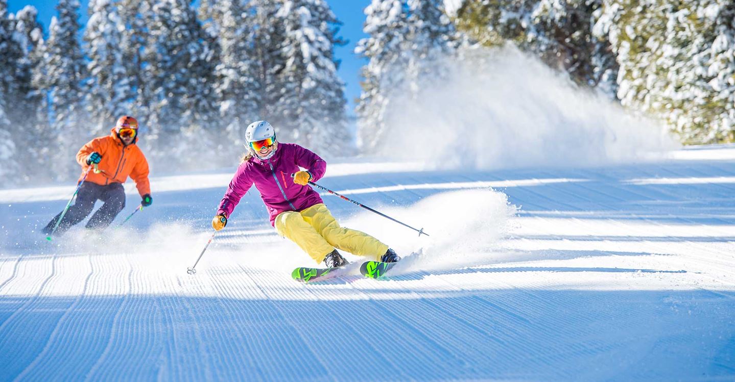 Titelseite -Snowboards Verkäufe 210151752